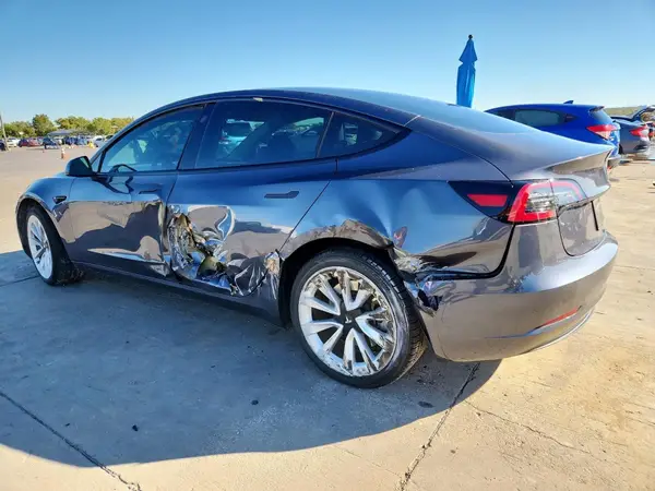 5YJ3E1EA8PF659817 2023 TESLA MODEL 3 - Image 2