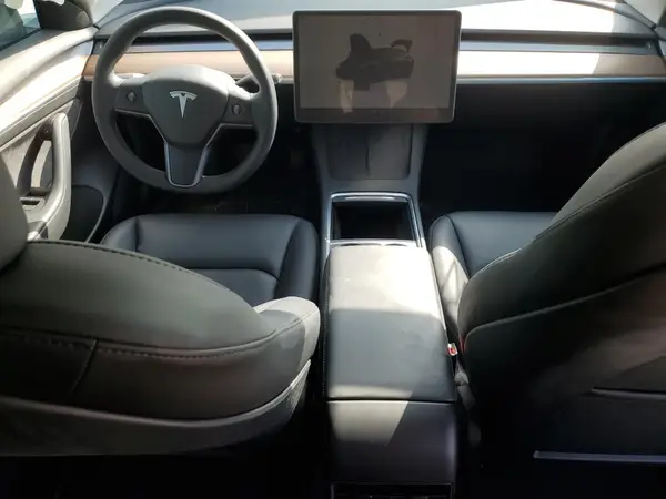 5YJ3E1EA8PF660532 2023 TESLA MODEL 3 - Image 8