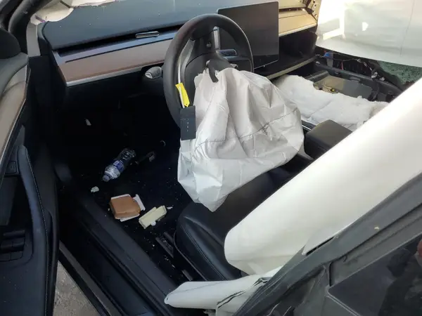 5YJ3E1EA8PF661146 2023 TESLA MODEL 3 - Image 8