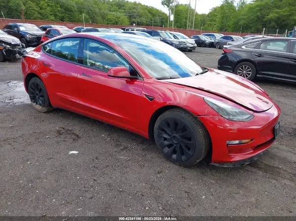5YJ3E1EA8PF663141 2023 TESLA MODEL 3 - Image 1