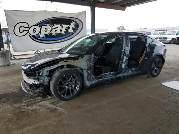 5YJ3E1EA8PF667741 2023 TESLA MODEL 3 - Image 1