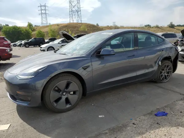 5YJ3E1EA8PF667884 2023 TESLA MODEL 3 - Image 1