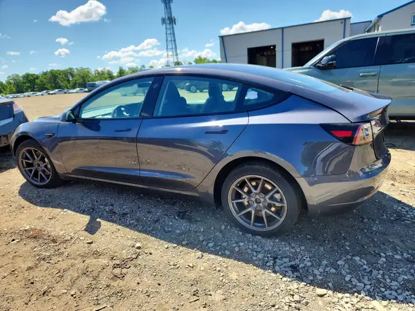 5YJ3E1EA8PF670798 2023 TESLA MODEL 3 - Image 2