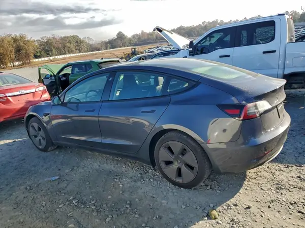 5YJ3E1EA8PF674625 2023 TESLA MODEL 3 - Image 2