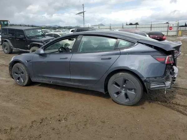 5YJ3E1EA8PF677153 2023 TESLA MODEL 3 - Image 2
