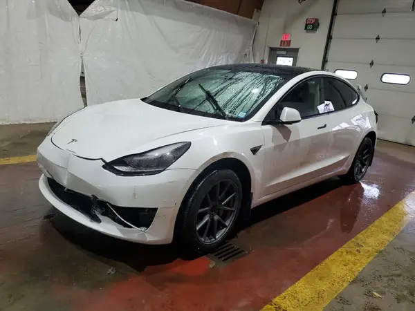 5YJ3E1EA8PF680540 2023 TESLA MODEL 3 - Image 1