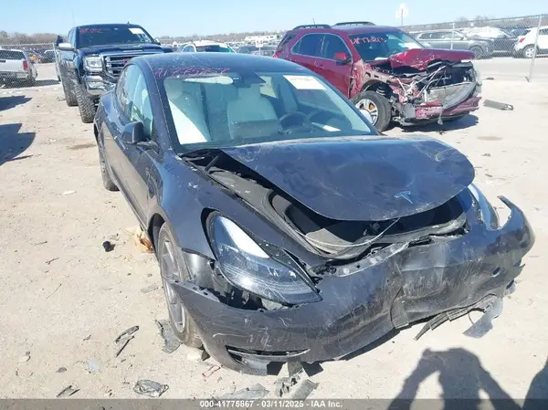 5YJ3E1EA8PF682790 2023 TESLA MODEL 3 - Image 1