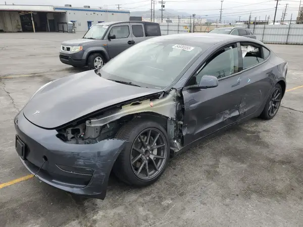 5YJ3E1EA8PF683602 2023 TESLA MODEL 3 - Image 1