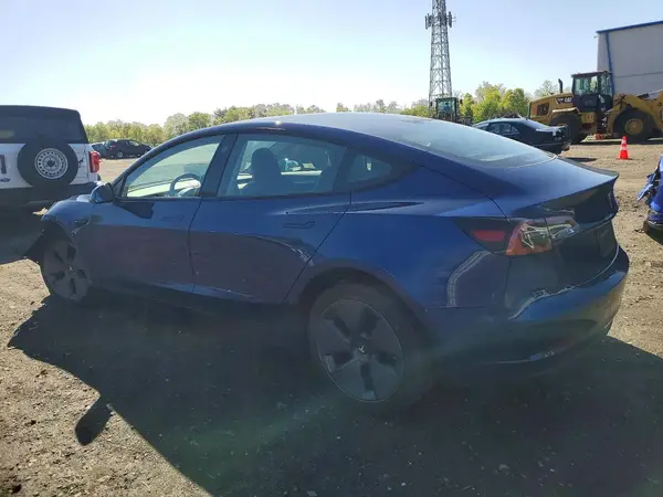 5YJ3E1EA8PF687665 2023 TESLA MODEL 3 - Image 2
