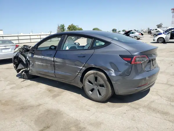 5YJ3E1EA8PF690887 2023 TESLA MODEL 3 - Image 2