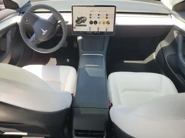 5YJ3E1EA8PF690887 2023 TESLA MODEL 3 - Image 8