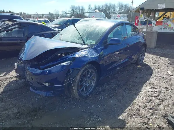 5YJ3E1EA8PF692204 2023 TESLA MODEL 3 - Image 2