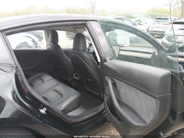 5YJ3E1EA8PF692736 2023 TESLA MODEL 3 - Image 8