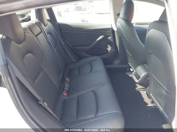 5YJ3E1EA8PF699752 2023 TESLA MODEL 3 - Image 8