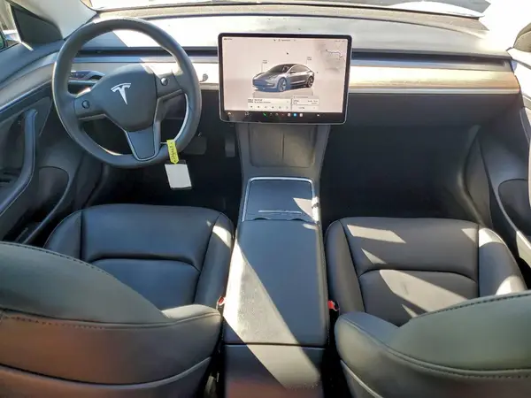 5YJ3E1EA8PF699945 2023 TESLA MODEL 3 - Image 8