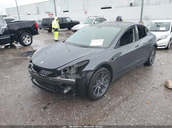 5YJ3E1EA8PF700253 2023 TESLA MODEL 3 - Image 2