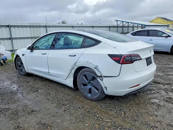 5YJ3E1EA8PF704531 2023 TESLA MODEL 3 - Image 2