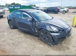 5YJ3E1EA8PF704769 2023 TESLA MODEL 3