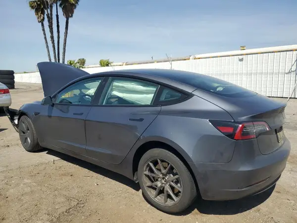 5YJ3E1EA8PF710801 2023 TESLA MODEL 3 - Image 2