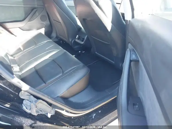 5YJ3E1EA8PF711964 2023 TESLA MODEL 3 - Image 8