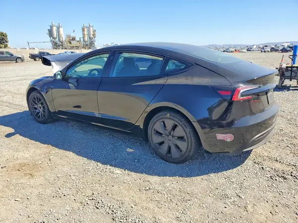 5YJ3E1EA8RF722501 2024 TESLA MODEL 3 - Image 2