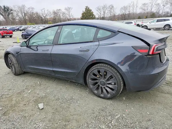 5YJ3E1EA8RF726824 2024 TESLA MODEL 3 - Image 2