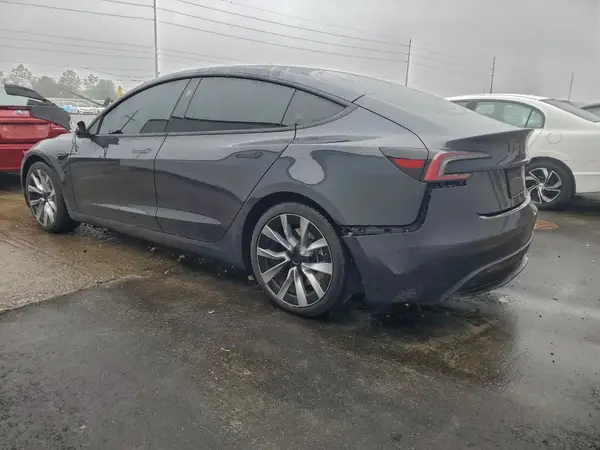 5YJ3E1EA8RF727326 2024 TESLA MODEL 3 - Image 2