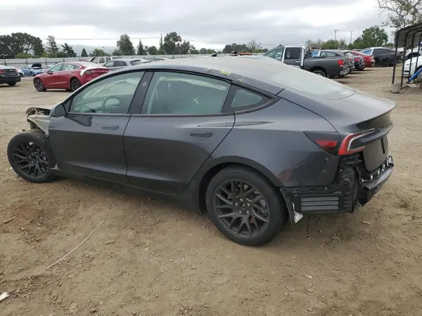 5YJ3E1EA8RF727486 2024 TESLA MODEL 3 - Image 2
