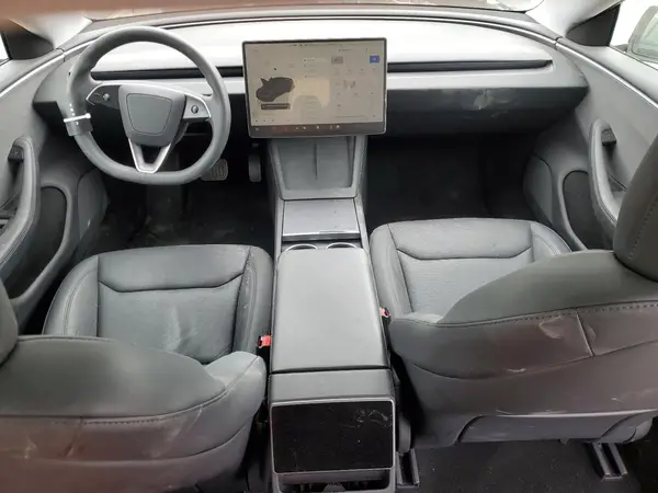 5YJ3E1EA8RF727486 2024 TESLA MODEL 3 - Image 8
