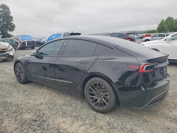 5YJ3E1EA8RF727777 2024 TESLA MODEL 3 - Image 2