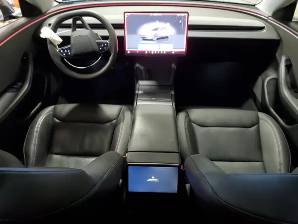 5YJ3E1EA8RF731232 2024 TESLA MODEL 3 - Image 8