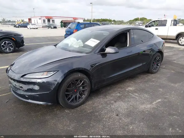 5YJ3E1EA8RF739640 2024 TESLA MODEL 3 - Image 2