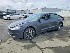 5YJ3E1EA8RF743011 2024 TESLA MODEL 3