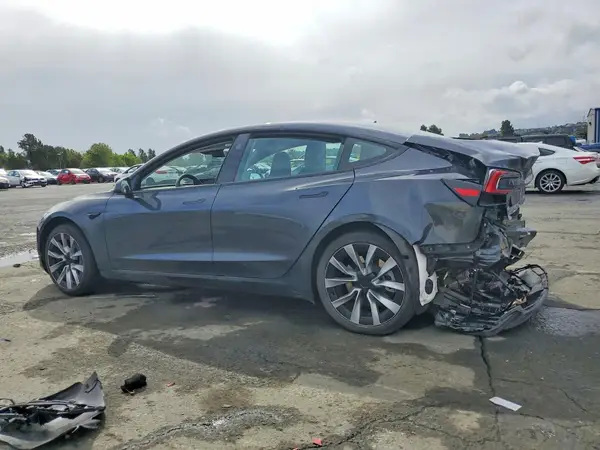 5YJ3E1EA8RF743011 2024 TESLA MODEL 3 - Image 2