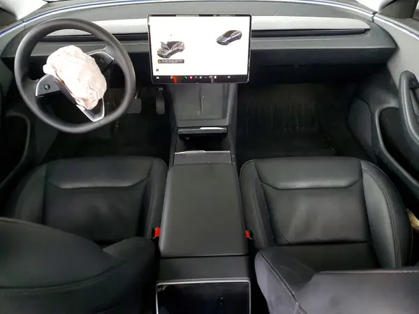 5YJ3E1EA8RF744577 2024 TESLA MODEL 3 - Image 8