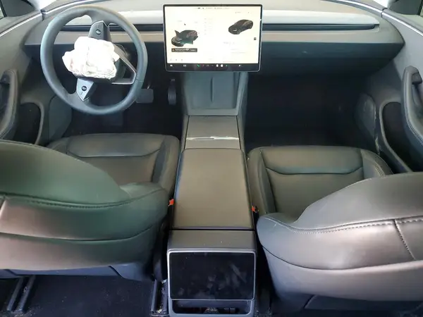 5YJ3E1EA8RF746121 2024 TESLA MODEL 3 - Image 8