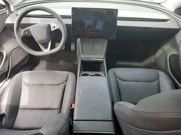 5YJ3E1EA8RF749228 2024 TESLA MODEL 3 - Image 8