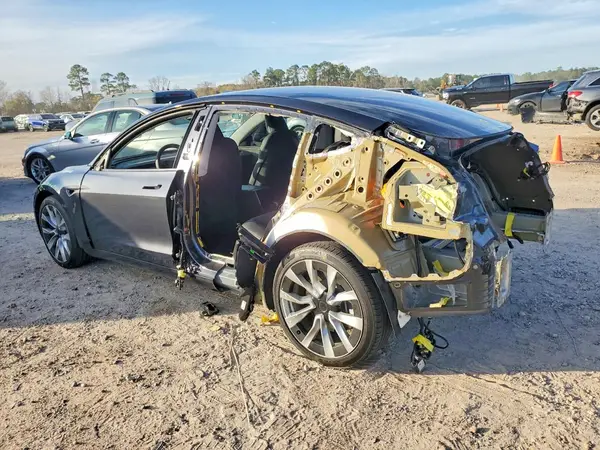 5YJ3E1EA8RF751903 2024 TESLA MODEL 3 - Image 2