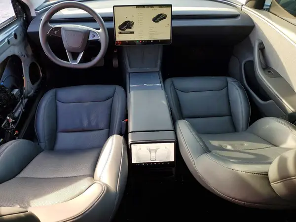 5YJ3E1EA8RF751903 2024 TESLA MODEL 3 - Image 8