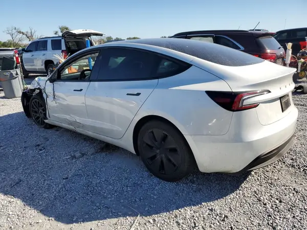 5YJ3E1EA8RF756468 2024 TESLA MODEL 3 - Image 2