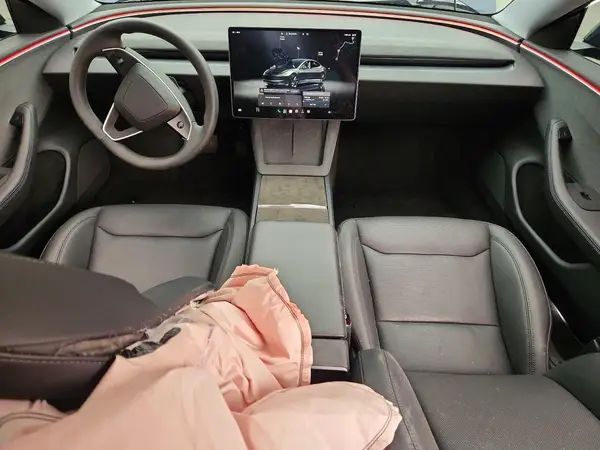 5YJ3E1EA8RF757121 2024 TESLA MODEL 3 - Image 8