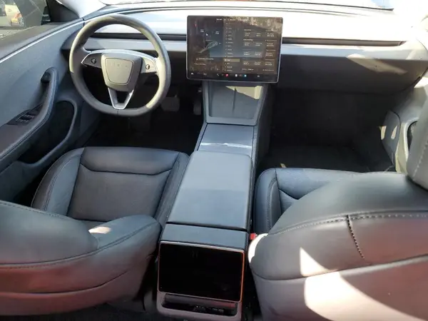 5YJ3E1EA8RF757636 2024 TESLA MODEL 3 - Image 8