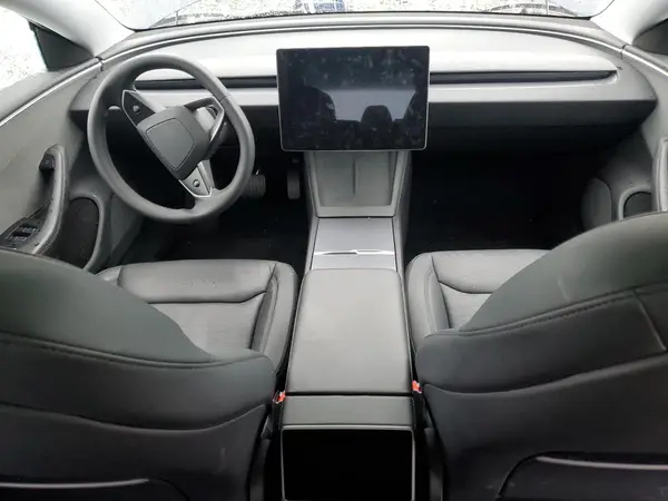 5YJ3E1EA8RF765297 2024 TESLA MODEL 3 - Image 8