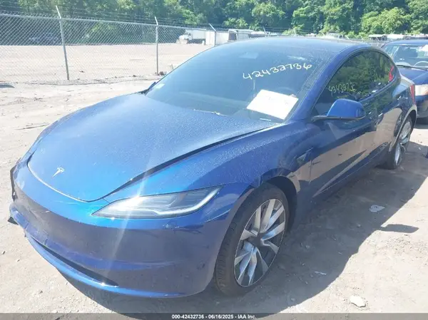 5YJ3E1EA8RF768989 2024 TESLA MODEL 3 - Image 2