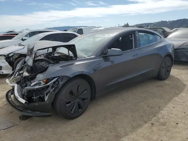 5YJ3E1EA8RF770614 2024 TESLA MODEL 3 - Image 1