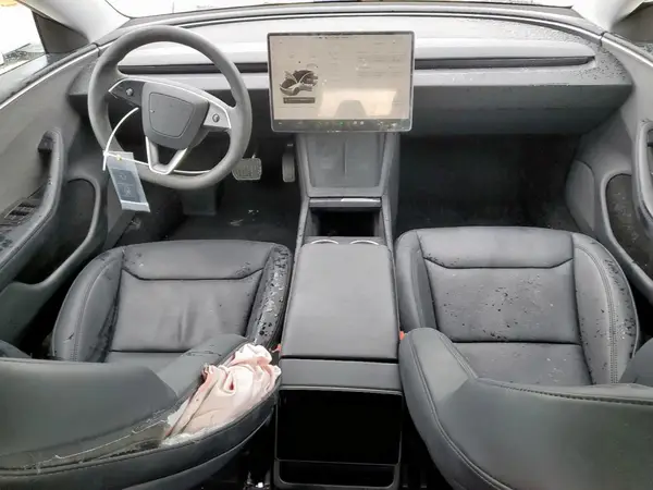 5YJ3E1EA8RF773528 2024 TESLA MODEL 3 - Image 8