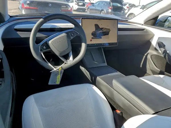 5YJ3E1EA8RF773609 2024 TESLA MODEL 3 - Image 8