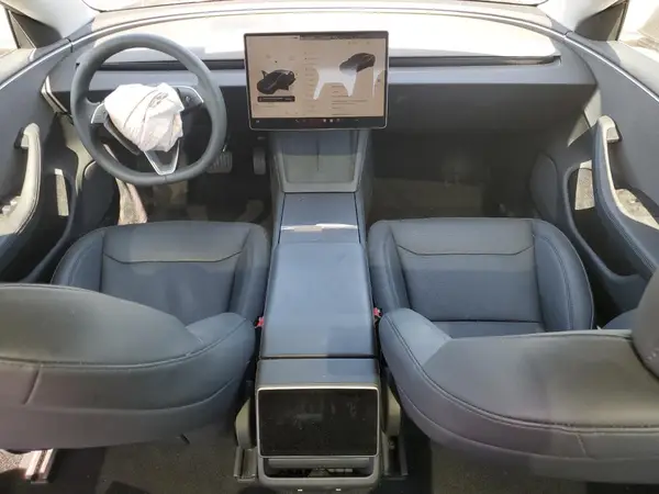 5YJ3E1EA8RF782441 2024 TESLA MODEL 3 - Image 8