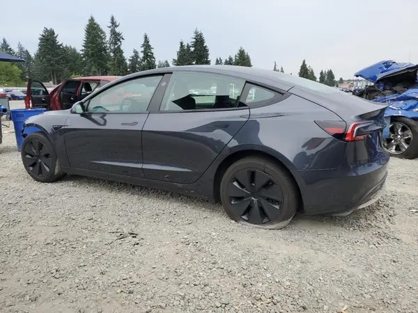 5YJ3E1EA8RF784447 2024 TESLA MODEL 3 - Image 2