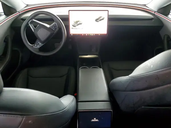 5YJ3E1EA8RF786084 2024 TESLA MODEL 3 - Image 8